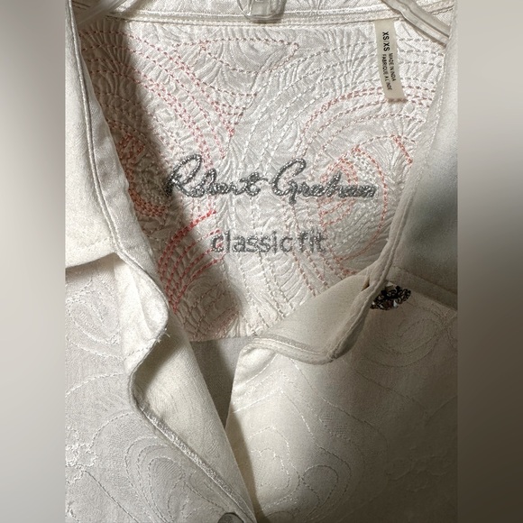 Rober Graham Classic Fit White Embroidered Button Down Shirt Sz XS - Picture 3 of 10